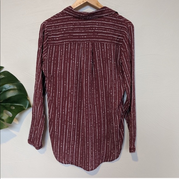 Cloth & Stone Patterned Button Down - Picture 6 of 6